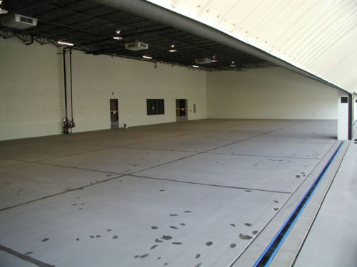 aircraft-hangar-epoxy-01